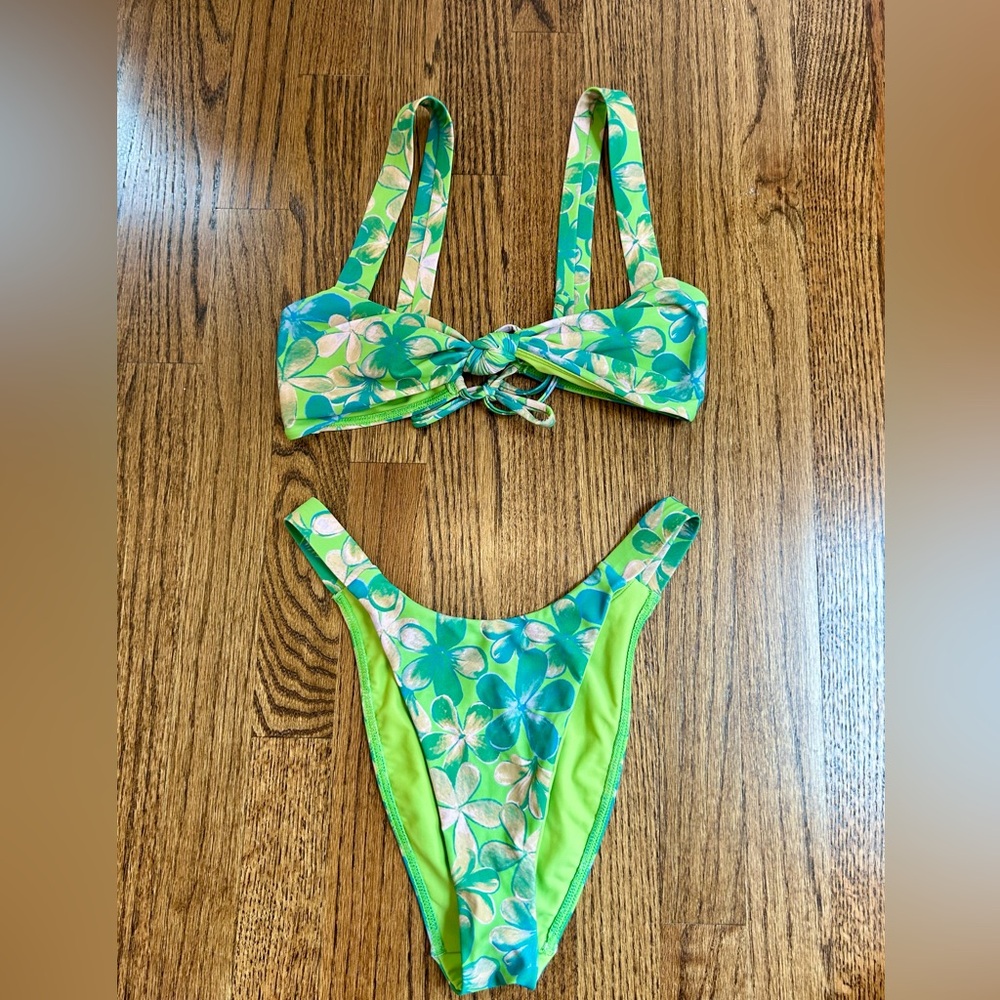 Pacsun Tropical Olivia Bikini Set - Picture 3 of 3